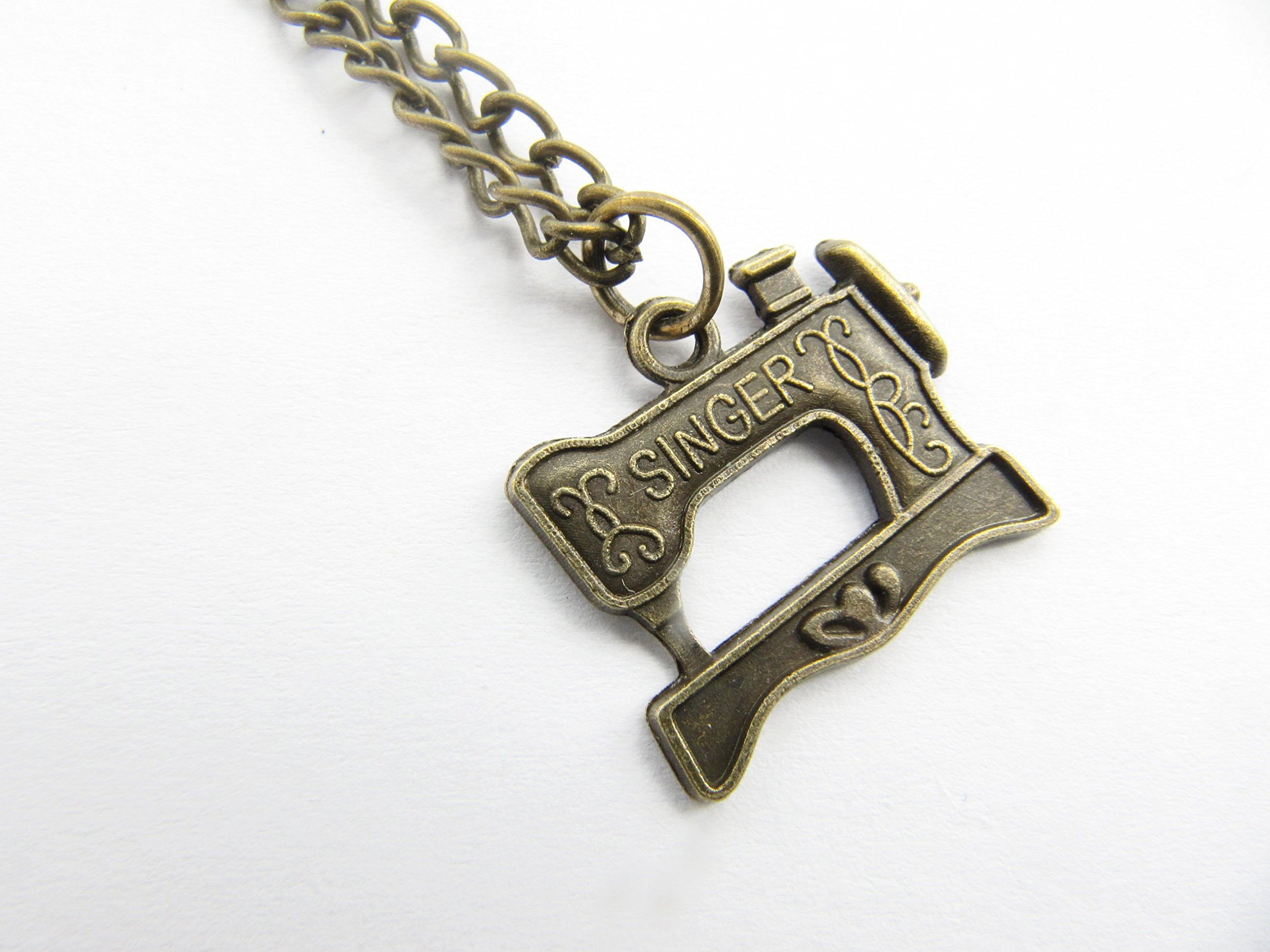 Singer Sewing Machine Charm Pendant - Bronze Seamstress Jewelry for Sewing Lovers & Craft Enthusiasts | Perfect Gift for Tailors, Designers & DIY Sewing Projects