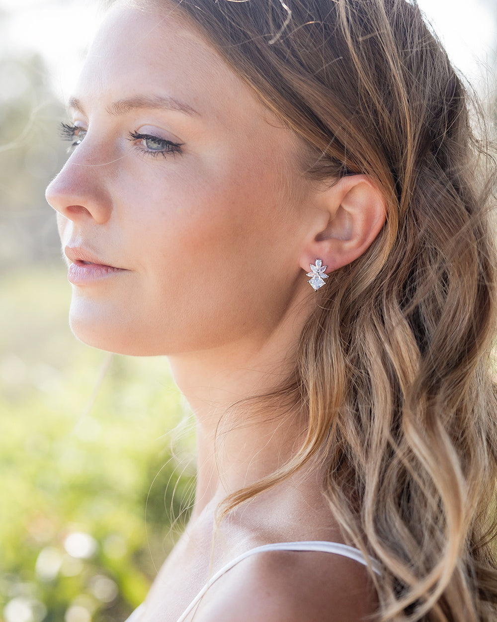 Stylish Petite Modern Stud Earrings for Women - Minimalist & Elegant Jewelry for Everyday Wear, Office, and Special Occasions