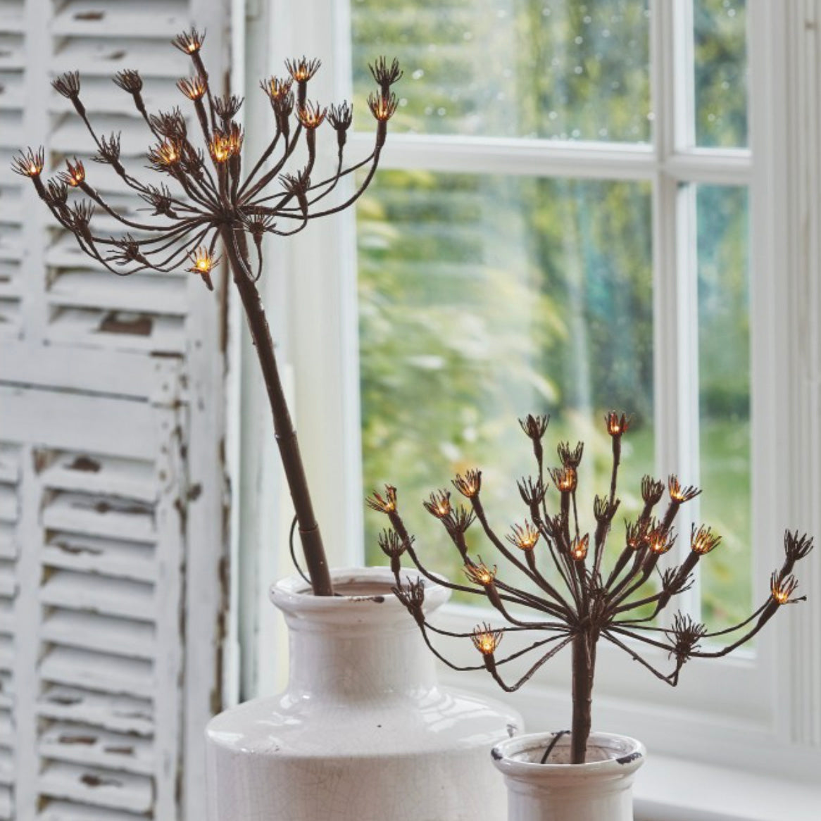 Solar-Powered Wild Fennel Stake Lights - Outdoor Garden Pathway Decoration for Patio, Yard, and Landscape Lighting