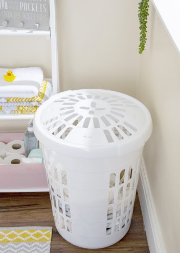 Premium Round Laundry Hamper with Lid - Large Capacity Clothes Basket for Bedroom, Bathroom & Laundry Room Organization - Perfect for Home, Dorm & Apartment Use
