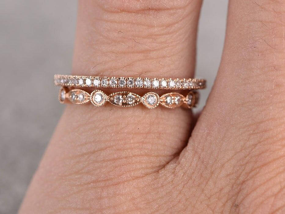 1.00 Carat 2-Piece Moissanite Diamond Wedding Ring Set - Stackable Curved Art Deco Design for Women, Bridal Jewelry, Anniversary Gift (Perfect for Engagement, Wedding Ceremony & Special Occasions)