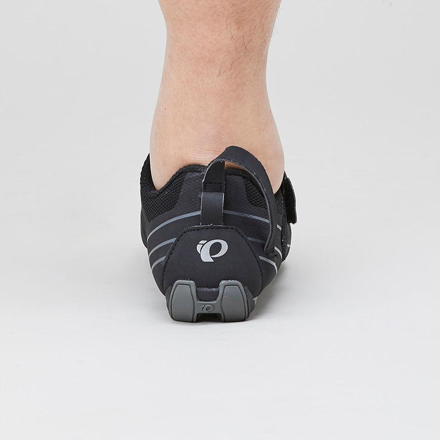 Pearl Izumi Men's Tri Fly Select V6 Triathlon Cycling Shoes - Black (15117003) | Lightweight & Breathable for Competitive Triathlons & Road Biking