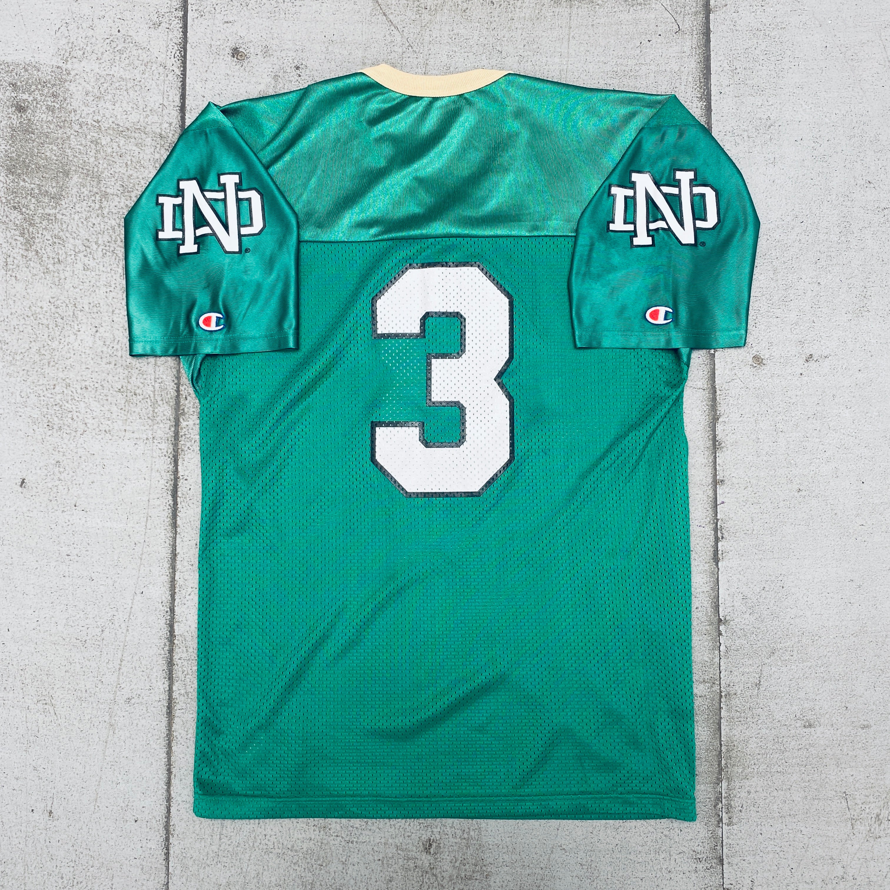 Authentic Notre Dame Fighting Irish #3 Joe Montana Vintage Champion Jersey (Large) - Perfect for Game Day, Tailgating & Irish Football Fan Gifts