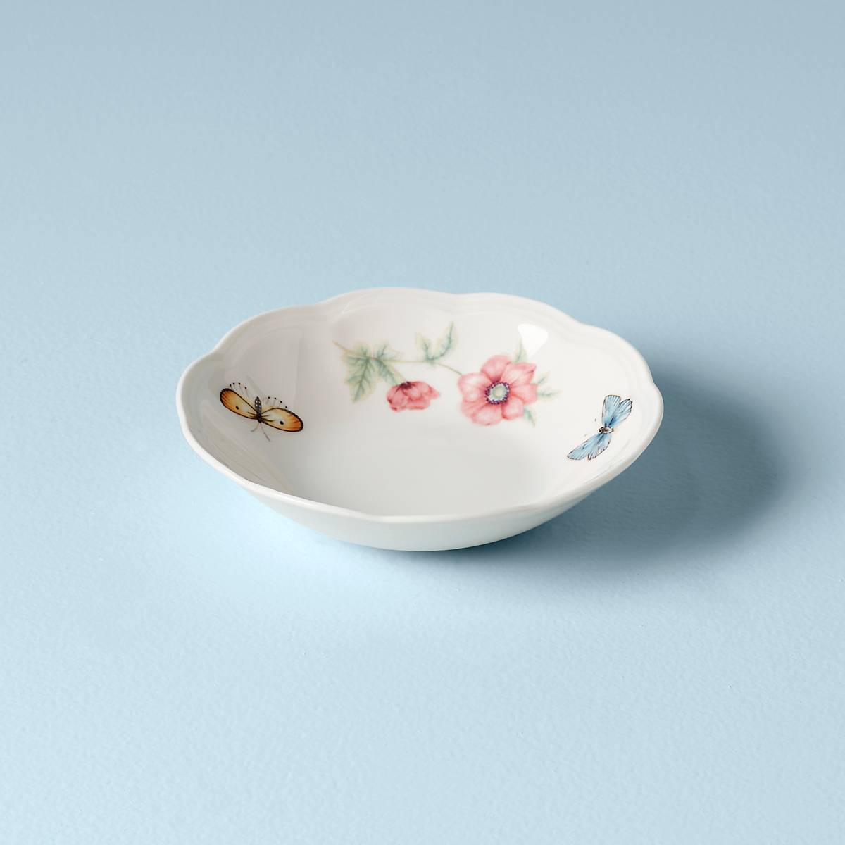Butterfly Meadow Fruit Bowl - Elegant Ceramic Serving Bowl for Fresh Fruits, Snacks & Desserts - Perfect for Kitchen, Dining Table & Party Decor