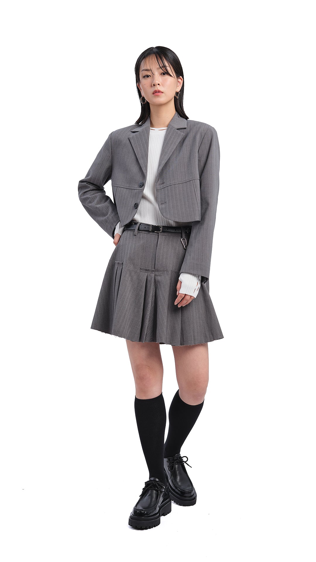 Stylish Women's Short Suit Jacket - Trendy Blazer for Office, Business & Casual Wear - Perfect for Work, Meetings & Everyday Outfits