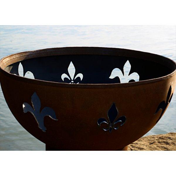 Fleur de Lis Fire Pit - Outdoor Cast Iron Fire Bowl for Patio, Garden, Backyard - Decorative & Functional Fireplace for Camping, Bonfires, and Gatherings
