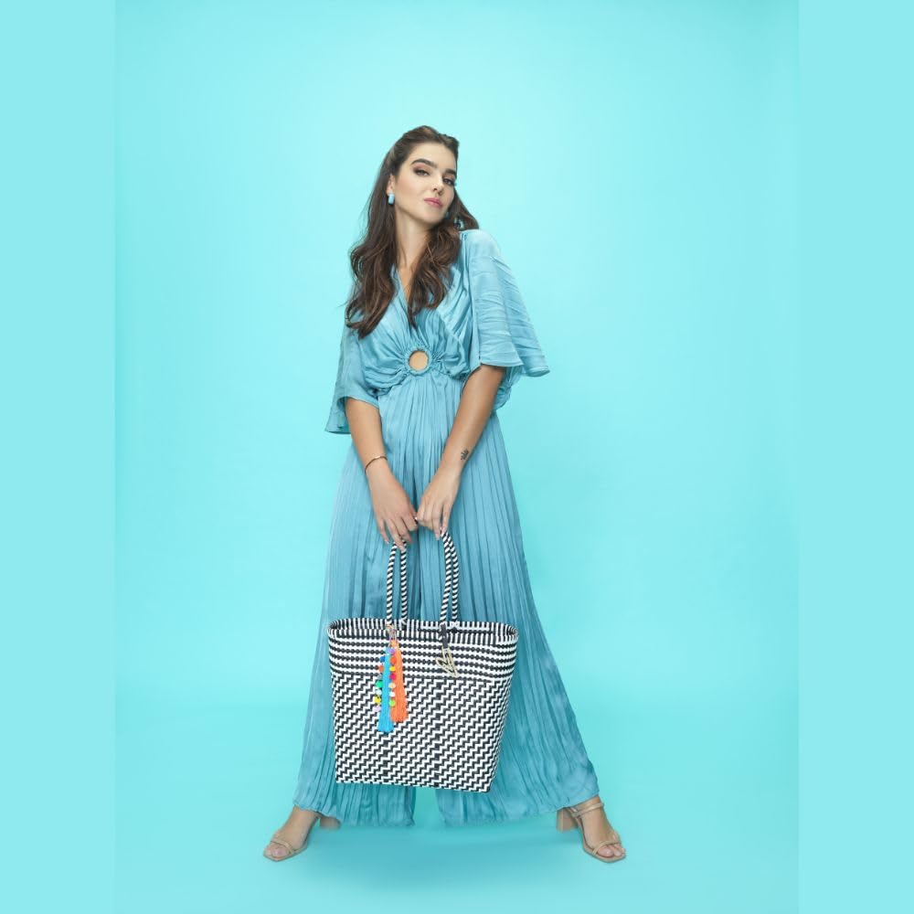 MARIA VICTORIA Handwoven Plastic Mexican Tote Bag - Medium Size Women's Beach Bag, Eco-Friendly Shopping Bag & Everyday Purse for Work, Travel & Groceries