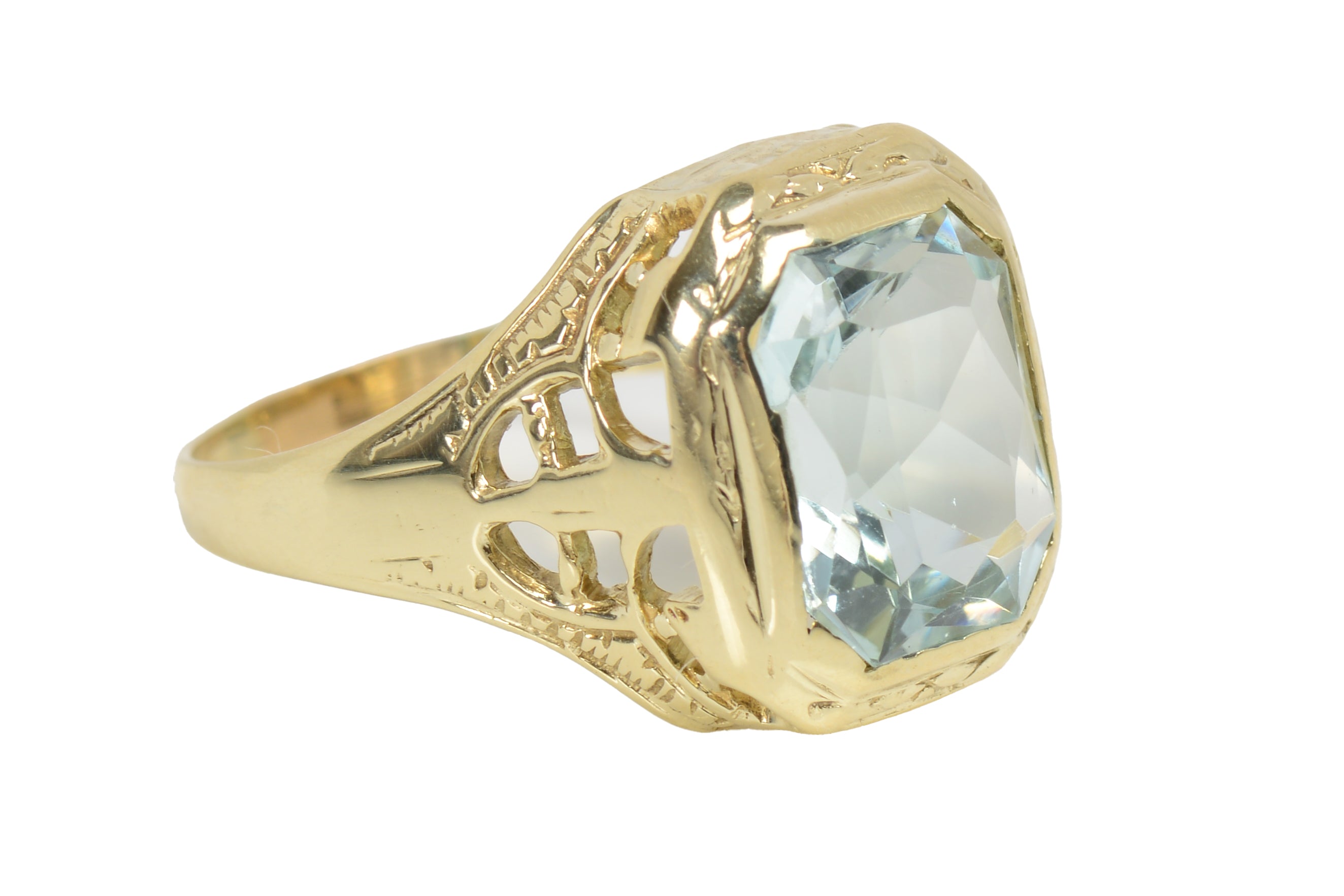 Serenity Vintage Aquamarine Gold Ring - Elegant Blue Gemstone Jewelry for Women, Perfect for Weddings, Anniversaries & Special Occasions