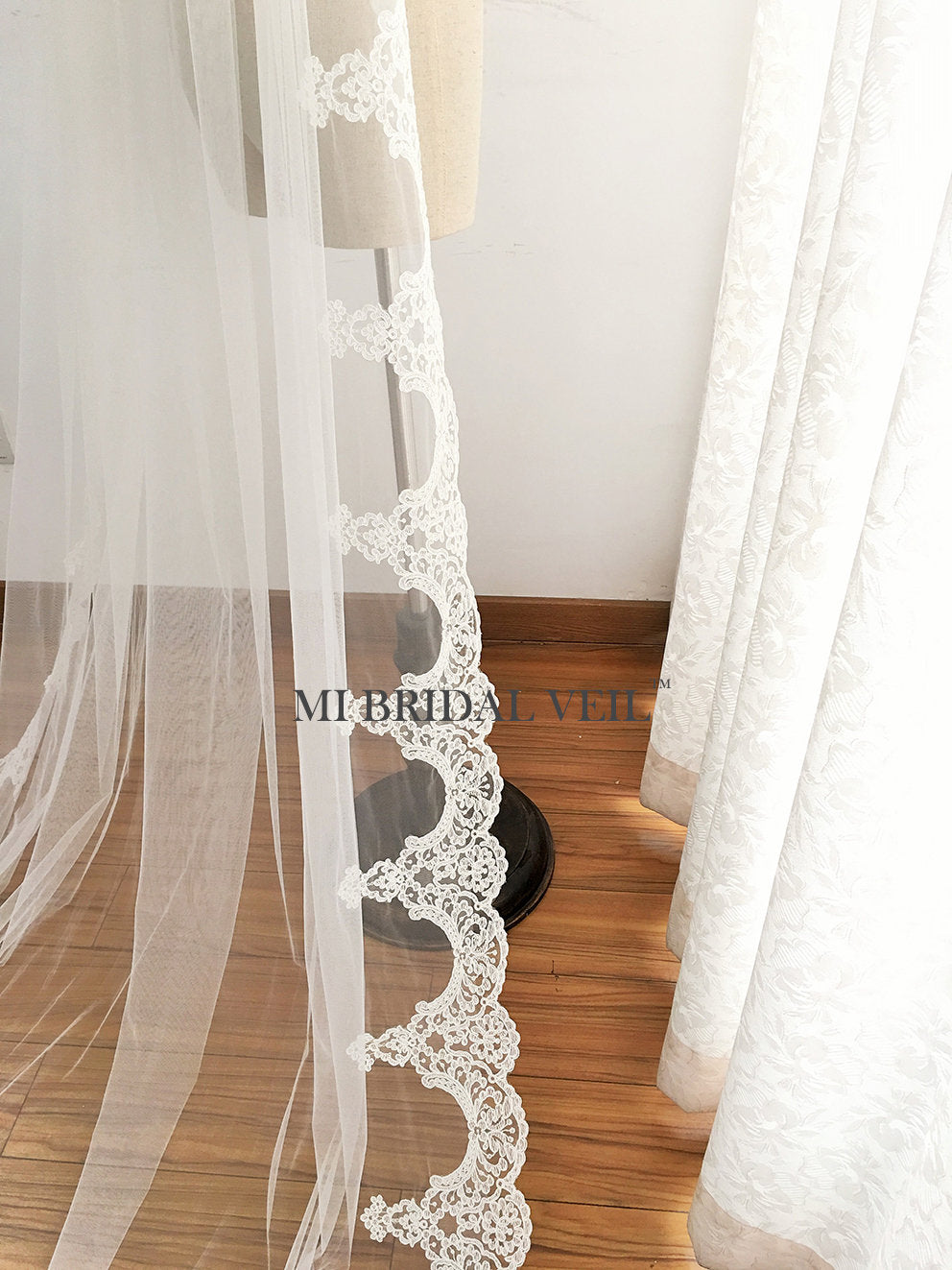 Elegant Cathedral Wedding Veil with Edwardian Inspired Lace - Perfect for Bridal Ceremonies & Formal Weddings