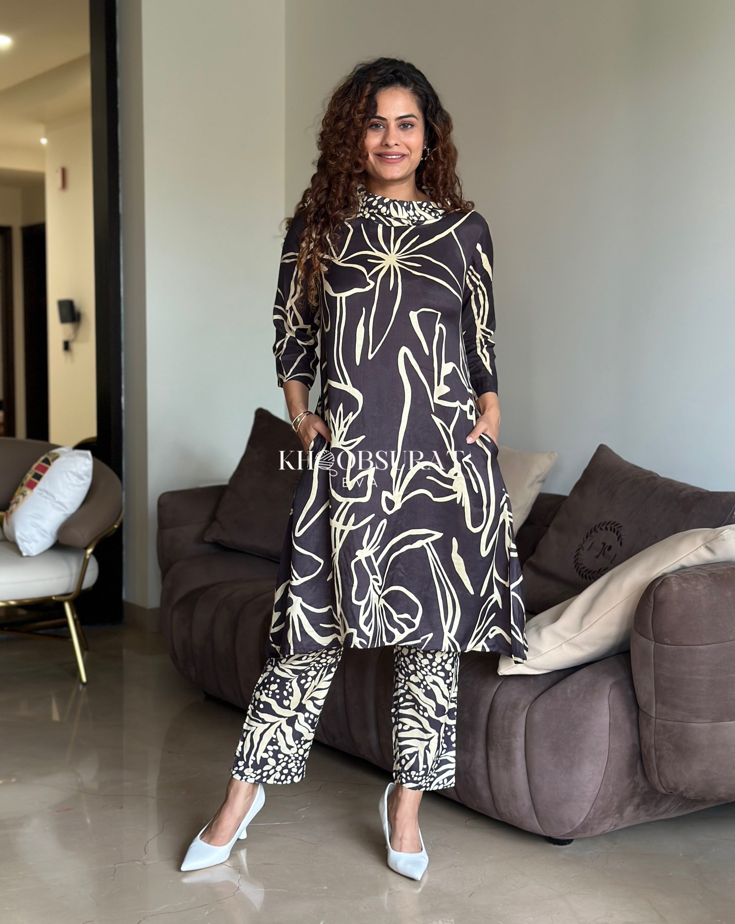 TRUE BROWNS Versatile Women's 2-Piece Coord Set - Stylish Outfit for Work, Travel & Casual Wear