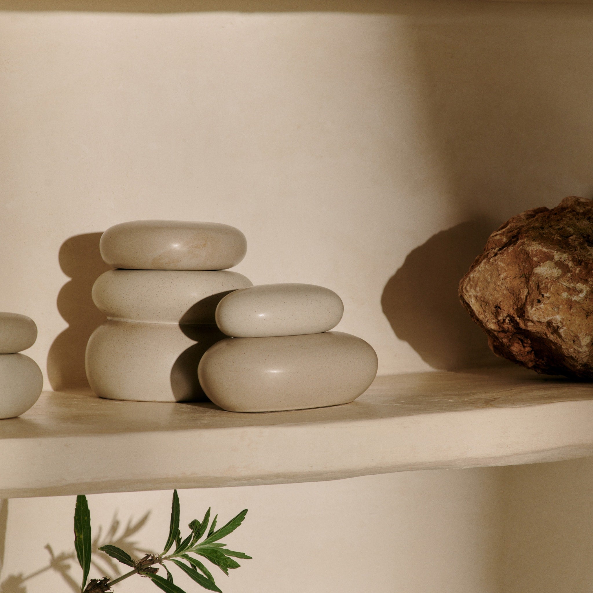 FERM LIVING Pebble Box - Medium Size 11cm Height in Sand/Cream - Stylish Storage for Home Decor, Bathroom Organizer & Jewelry Holder