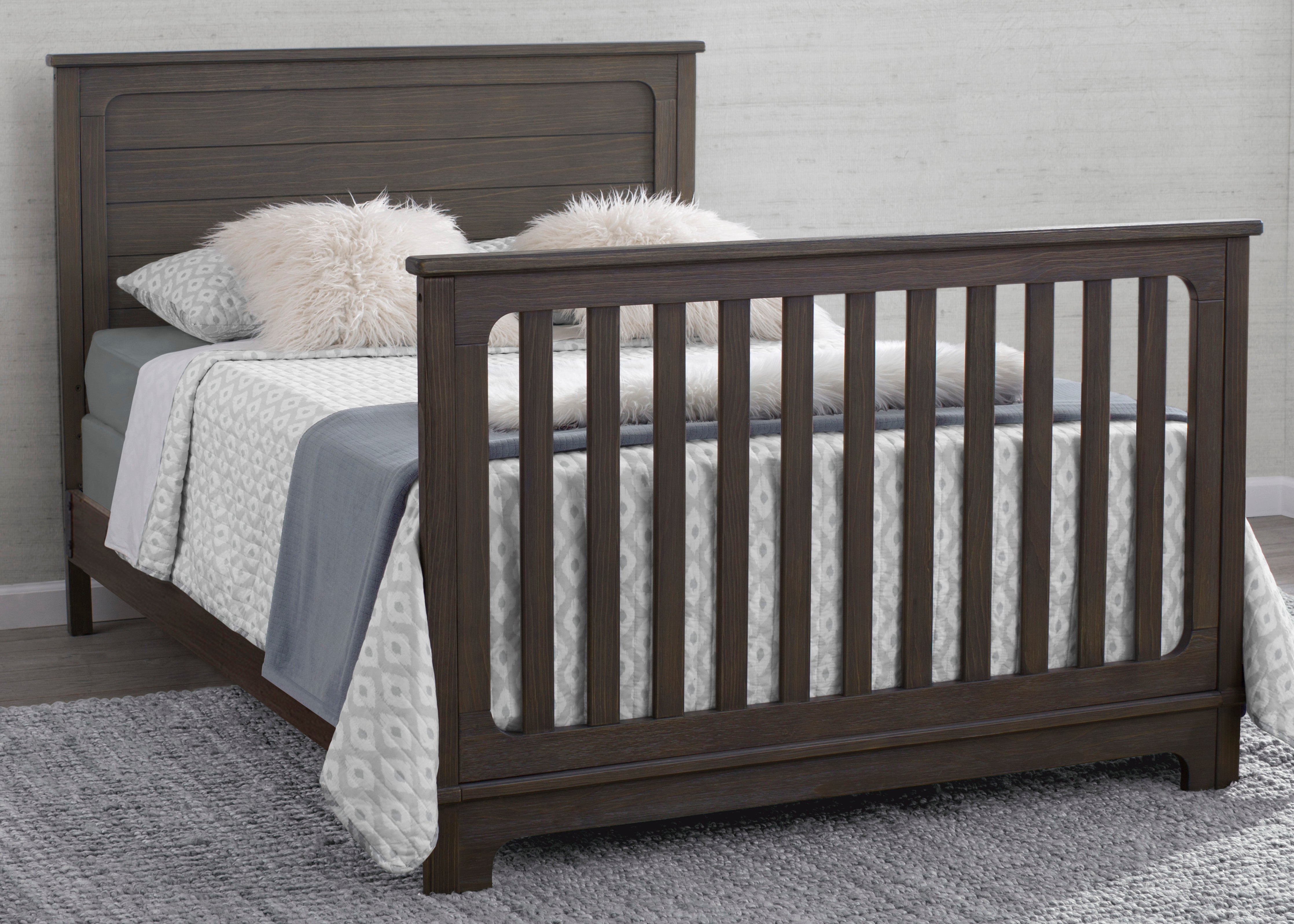 Monterey Crib 'N' More - Convertible Baby Crib with 3-in-1 Design for Nursery, Toddler Bed & Daybed - Perfect for Newborns to Toddlers in Modern Baby Rooms