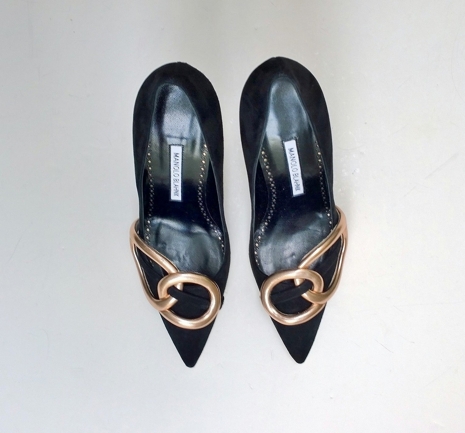 Manolo Blahnik Susidad 105 Black Suede Pumps with Rose Gold Leather Heel - Elegant High Heels for Women, Perfect for Weddings, Parties & Evening Events