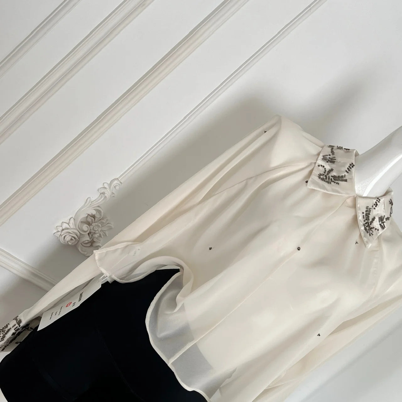 Elegant Beige Diamond Print Blouse for Women - Vintage French Style Long Sleeve Loose Fit Casual Top | Perfect for Autumn Office Wear, Date Nights & Fall Fashion Outfits