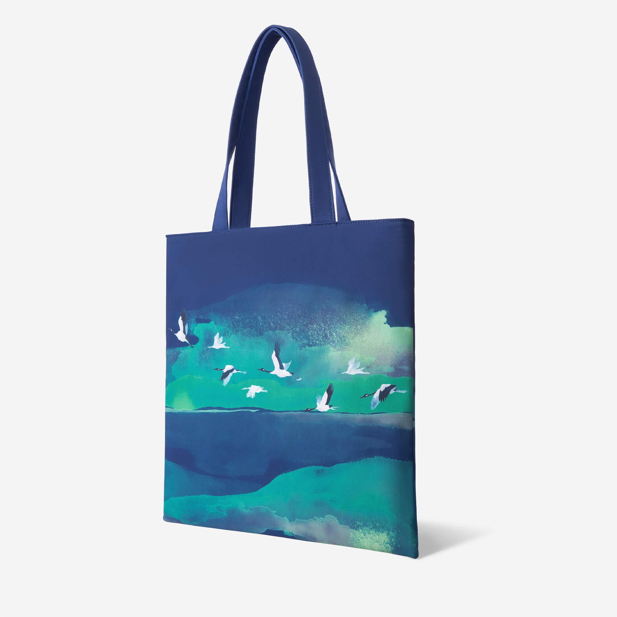 Eco-Friendly Printing Tote Bag with Crane Design - Perfect for Shopping, Beach, and Everyday Use