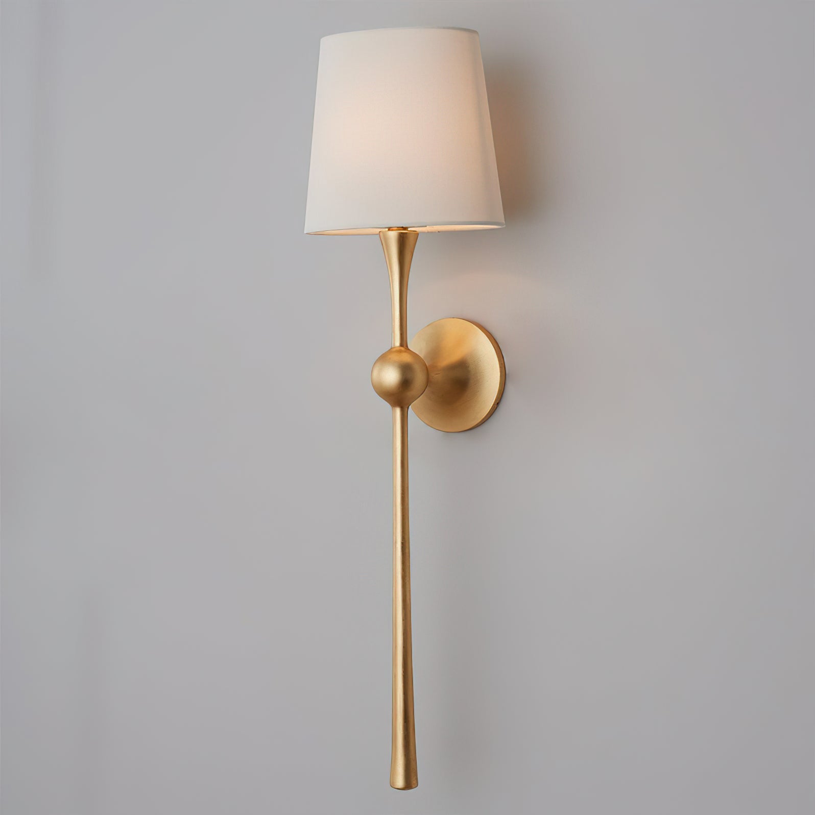 Dagny Modern Wall Light - Sleek LED Sconce for Living Room, Bedroom & Hallway - Energy Efficient Indoor Lighting Fixture - Perfect for Home Decor & Ambient Illumination