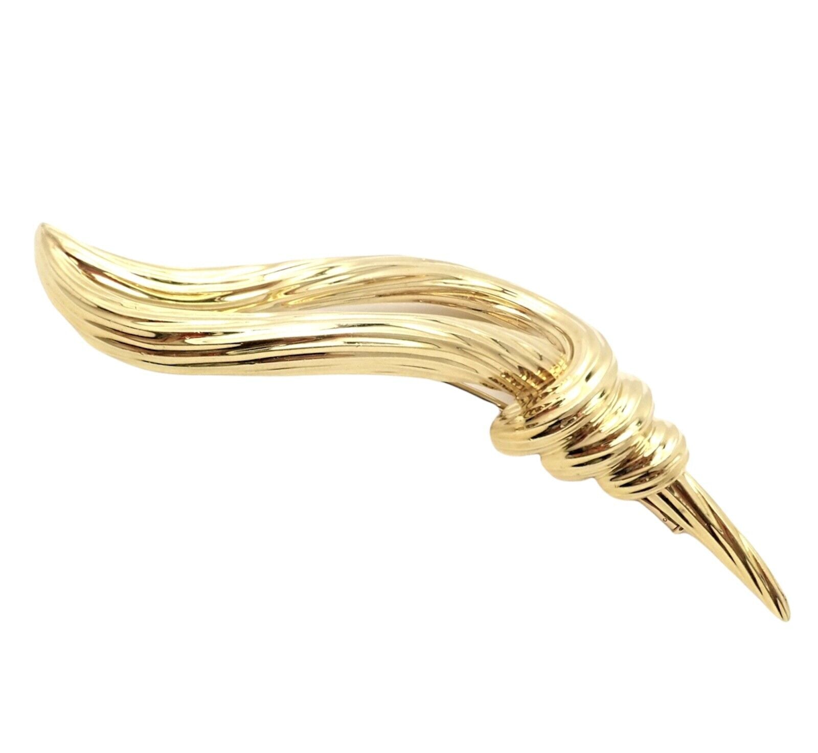 Authentic Henry Dunay 18k Yellow Gold Olympic Torch Pin Brooch - Vintage Collectible Jewelry for Special Occasions & Gift Giving
