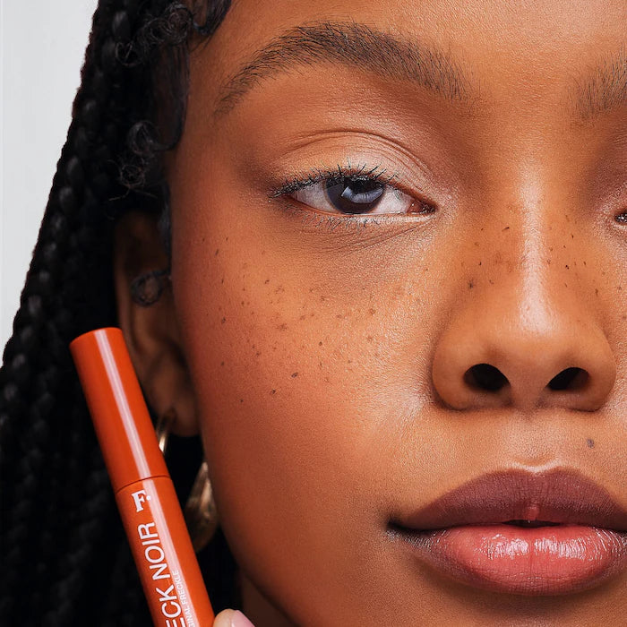 Freck The Original Natural Freckle Pen & Highlighter – Vegan, Cruelty-Free Freckle Makeup for Sun-Kissed Look | Perfect for Everyday Glam & No-Makeup Makeup Looks