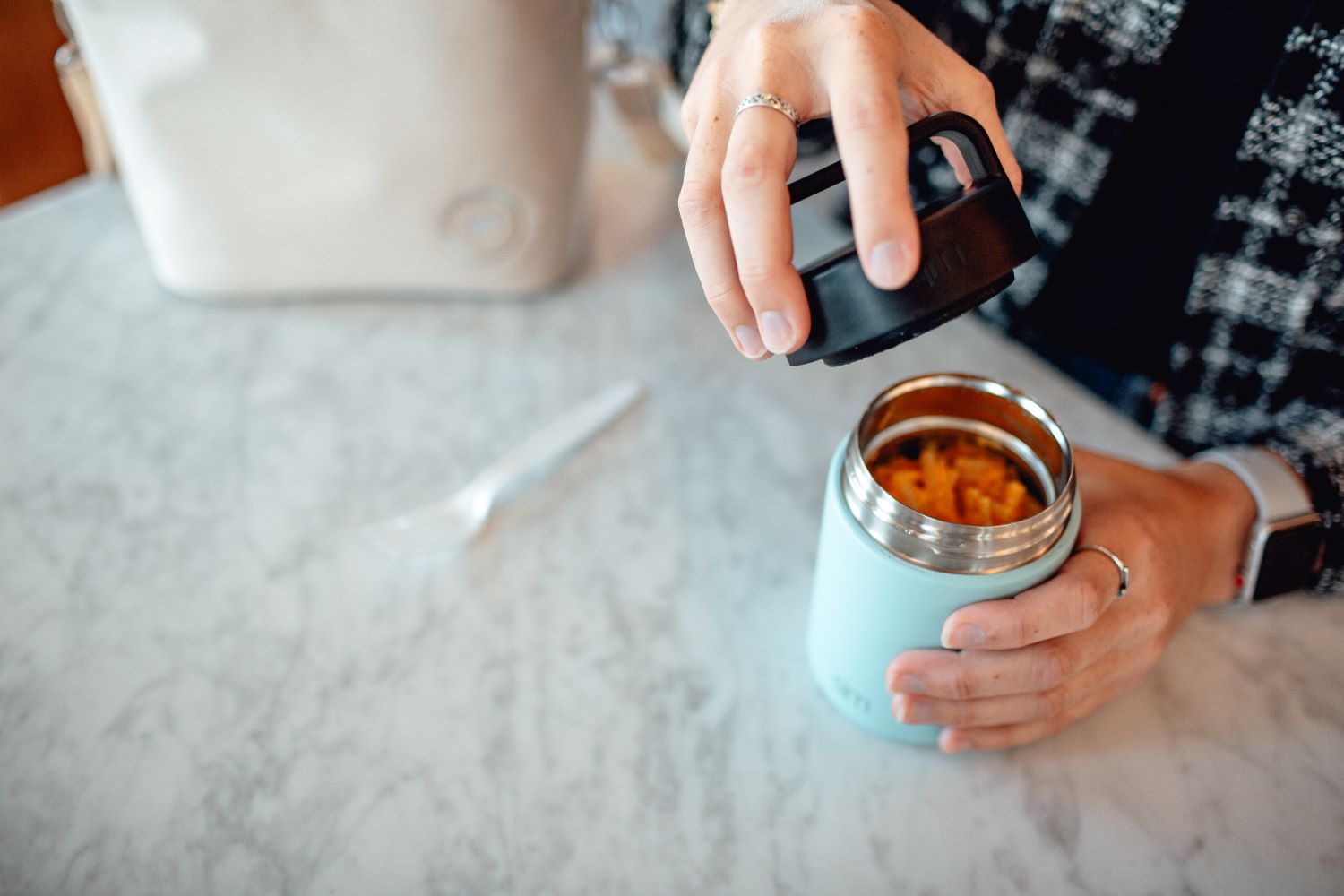 Premium Stainless Steel Insulated Food Jar - Keep Meals Hot or Cold for Hours - Perfect for Lunch, Travel, Camping & Outdoor Adventures