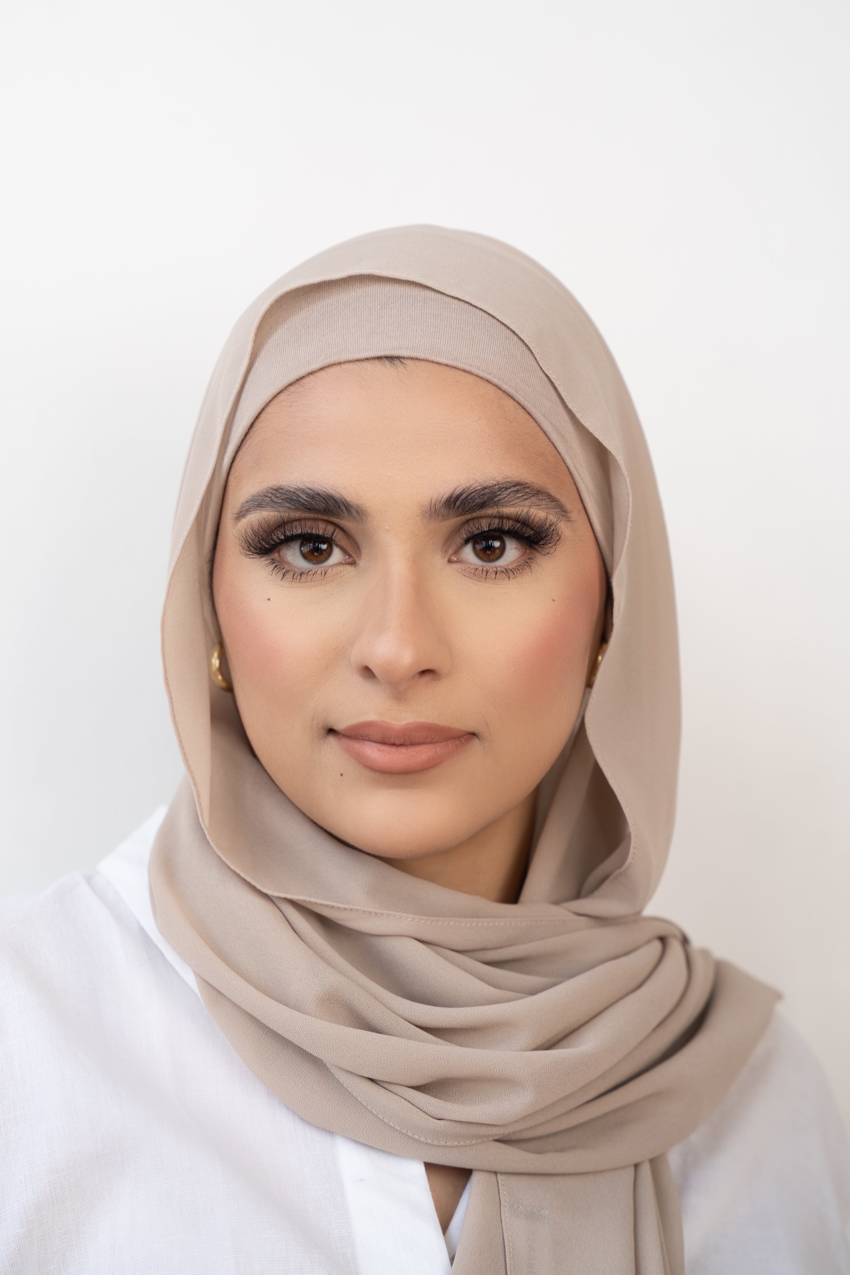 Danya Chiffon Hijab Set - Lightweight & Breathable Muslim Scarf for Women - Perfect for Daily Wear, Prayer, and Special Occasions