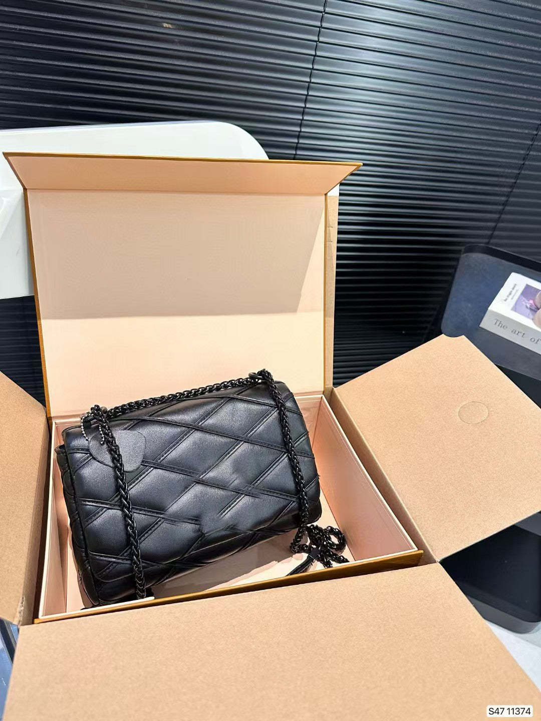 Genuine Leather Crossbody Bag for Women - Stylish & Durable Shoulder Purse - Perfect for Travel, Work & Everyday Use