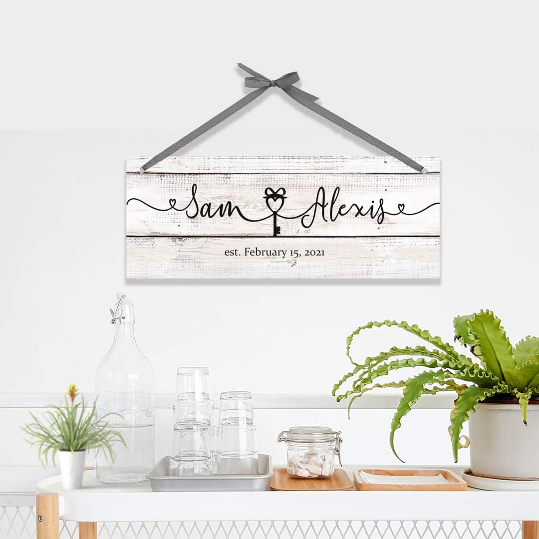 Personalized Couples Wall Sign - Custom Love Quote Home Decor for Bedroom, Living Room & Anniversary Gifts - Hugs in a Box