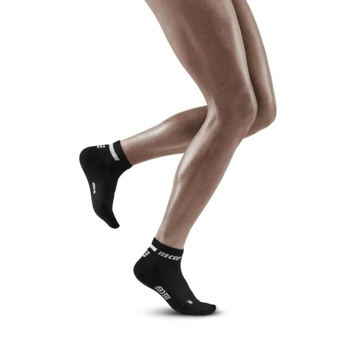 CEP Women's The Run Socks Low Cut V4 - Black | Performance Running Socks for Women | Lightweight & Breathable for Workouts, Jogging & Gym