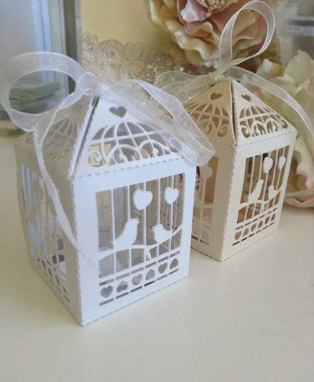 100-Piece White Dove Heart-Shaped Wedding Favor Boxes - Elegant Bomboniere Candy Gift Boxes for Bridal Showers, Anniversary Parties & Special Events