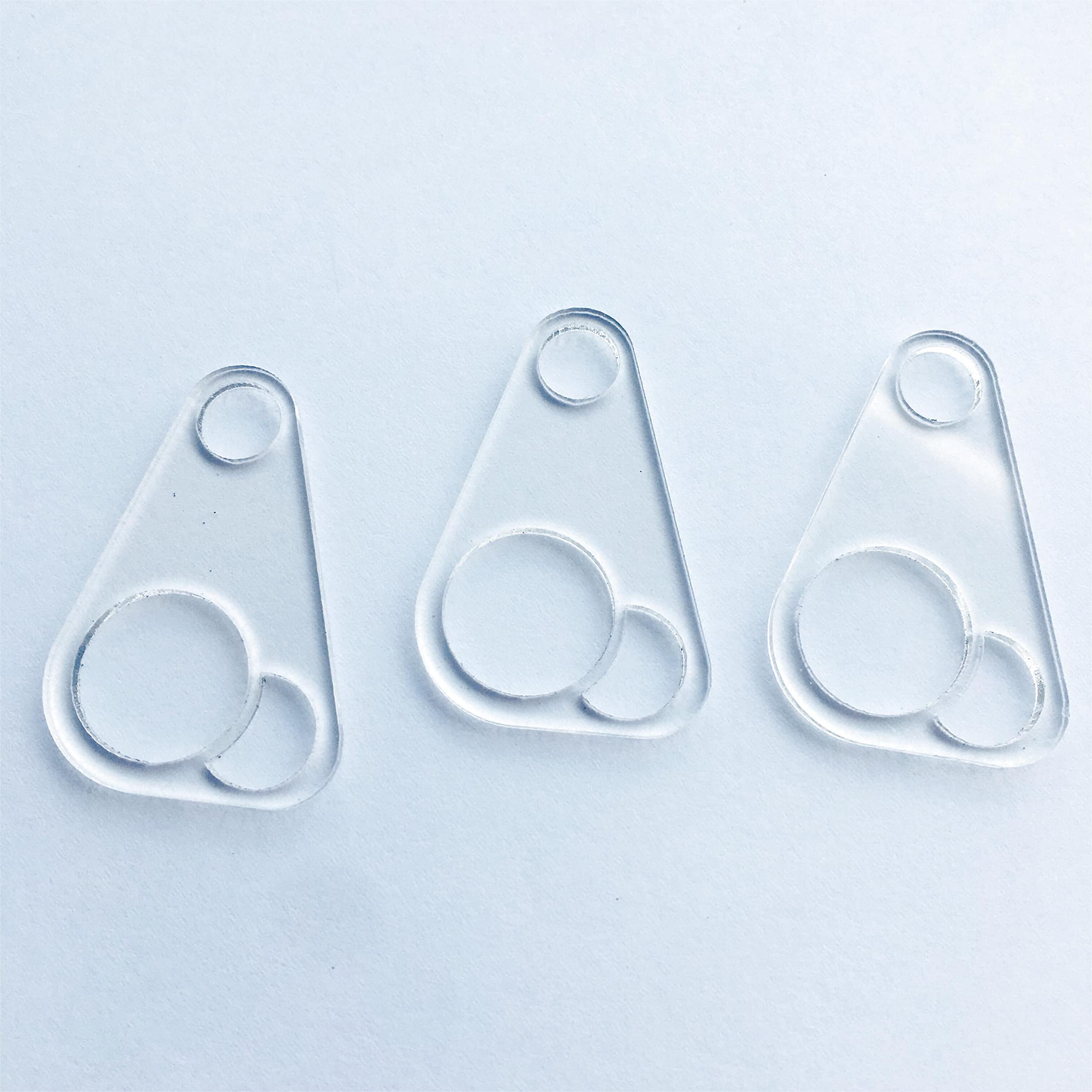 20-Piece Clear Acrylic Floss Drops for Embroidery Thread Organization - Durable Floss Chips for Crafting, Cross Stitch & DIY Projects - Perfect for Needlework Storage and Display