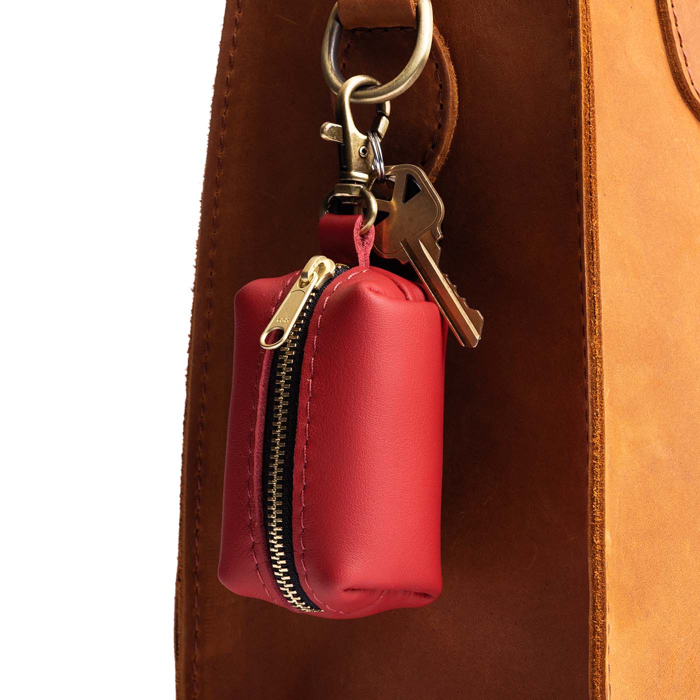 Dopp Keychain - Durable Leather Key Holder with Carabiner Clip for Keys, Wallet & Everyday Essentials | Perfect for Travel, Gym & Outdoor Activities
