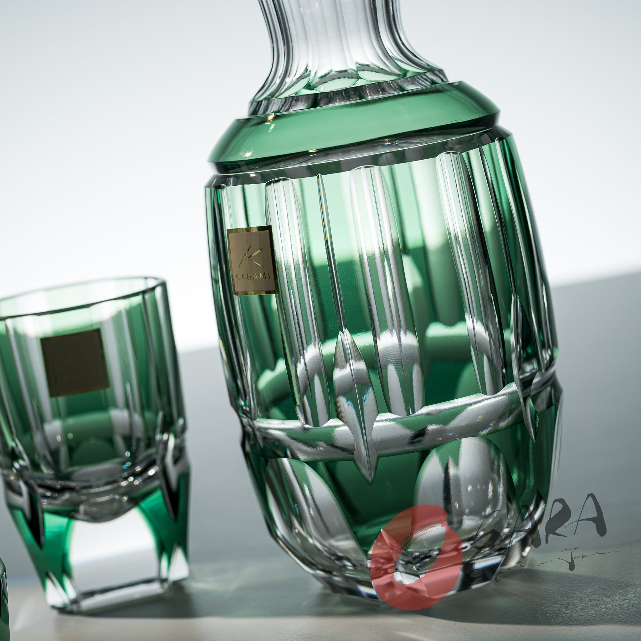 Premium KAGAMI Crystal Edo Kiriko Sake Set with Bamboo Tray - Traditional Japanese Drinking Set for Sake, Whiskey & Cocktails - Perfect for Home Entertaining, Gifts & Special Occasions
