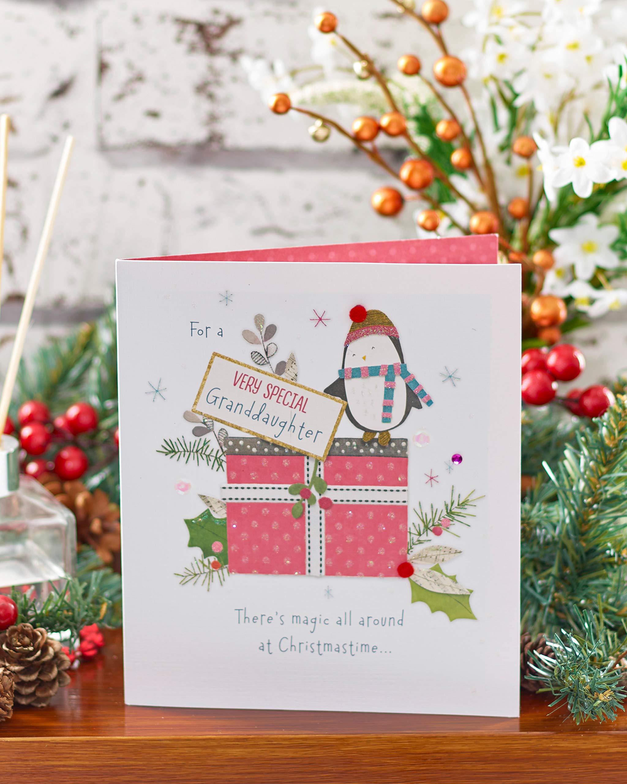 Penguin Christmas Card for Granddaughter - Heartfelt Holiday Greeting Card with Cute Penguins - Perfect Christmas Gift for Granddaughters - Use for Holiday Wishes, Family Keepsakes & Special Memories