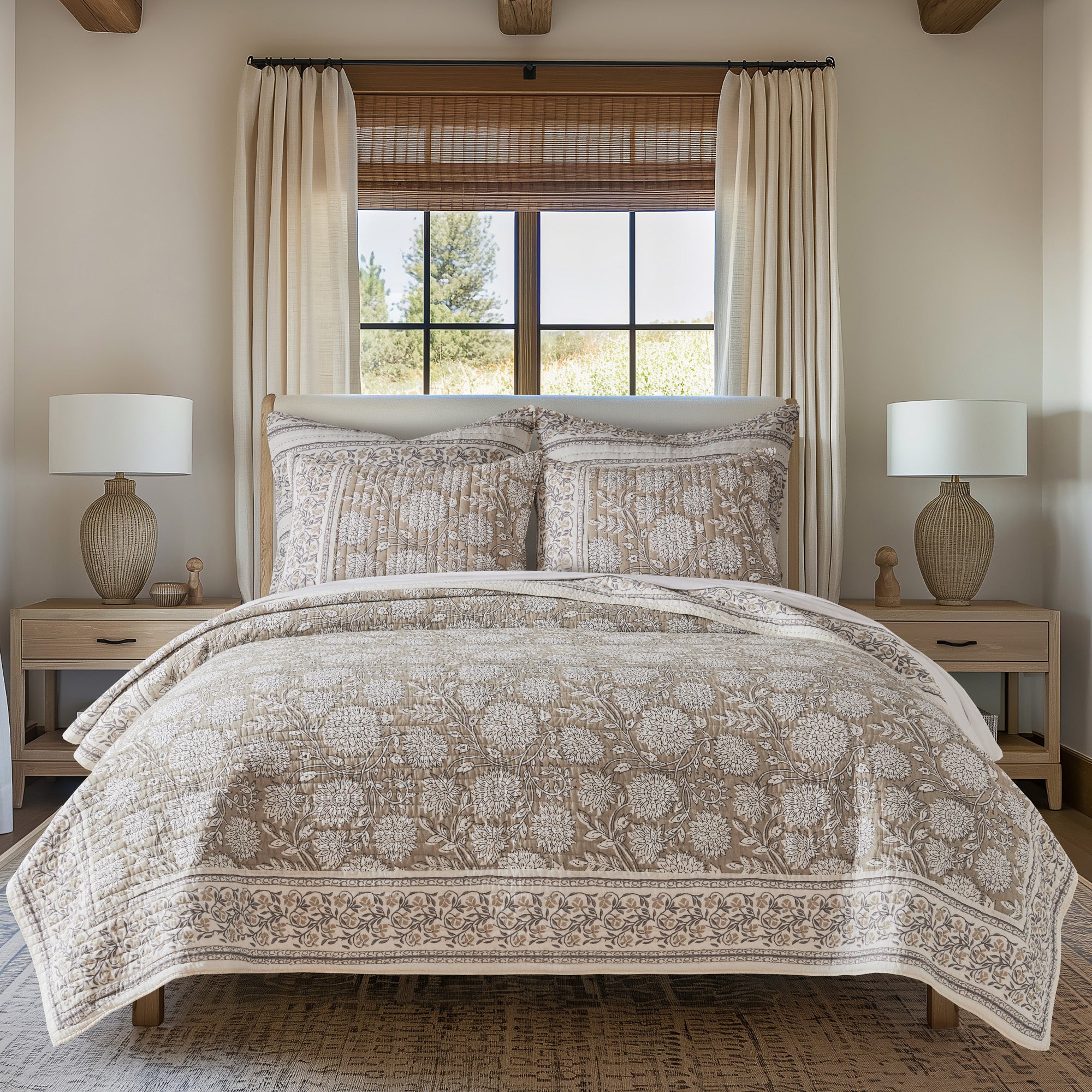 Adare Blue Quilt Set Queen Size - Soft Luxury Bedding Set with Matching Pillowcases - Perfect for Master Bedroom, Guest Room & Cozy Home Decor