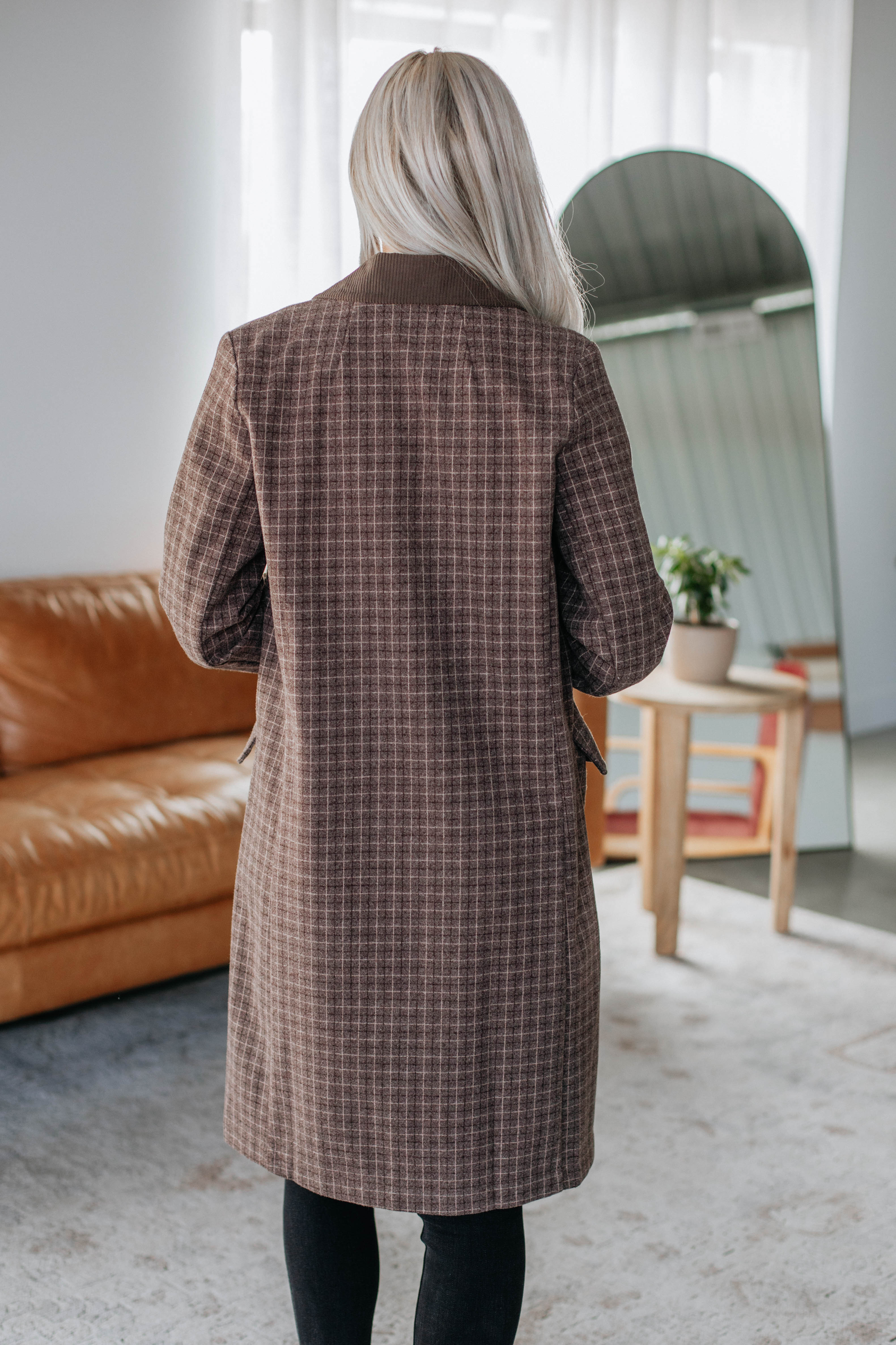 Stylish and Warm Winter Coat for Women - Perfect for Outdoor Activities and Cold Weather Fashion