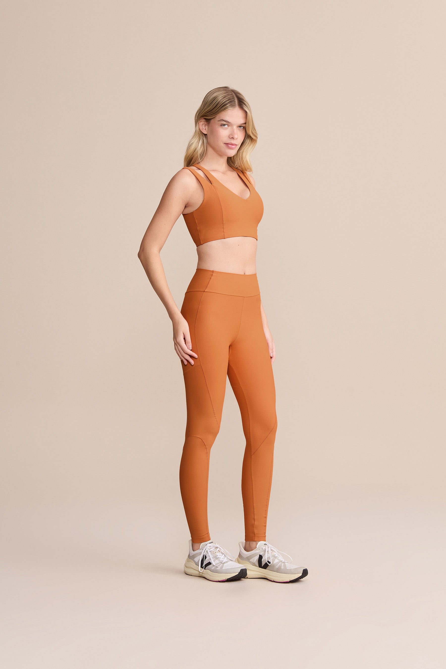 High Support Cut Out Clash Sports Bra for Women - Breathable Workout Top for Running, Yoga & Gym - Trendy Fitness Apparel for Active Lifestyles