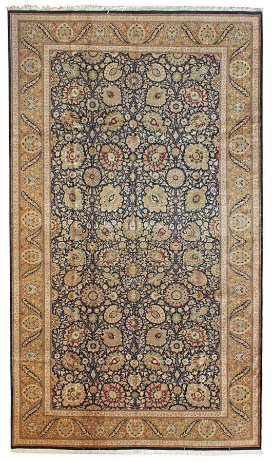 Handwoven Traditional Agra Rug J28024 - Authentic Indian Home Decor for Living Room, Bedroom & Office