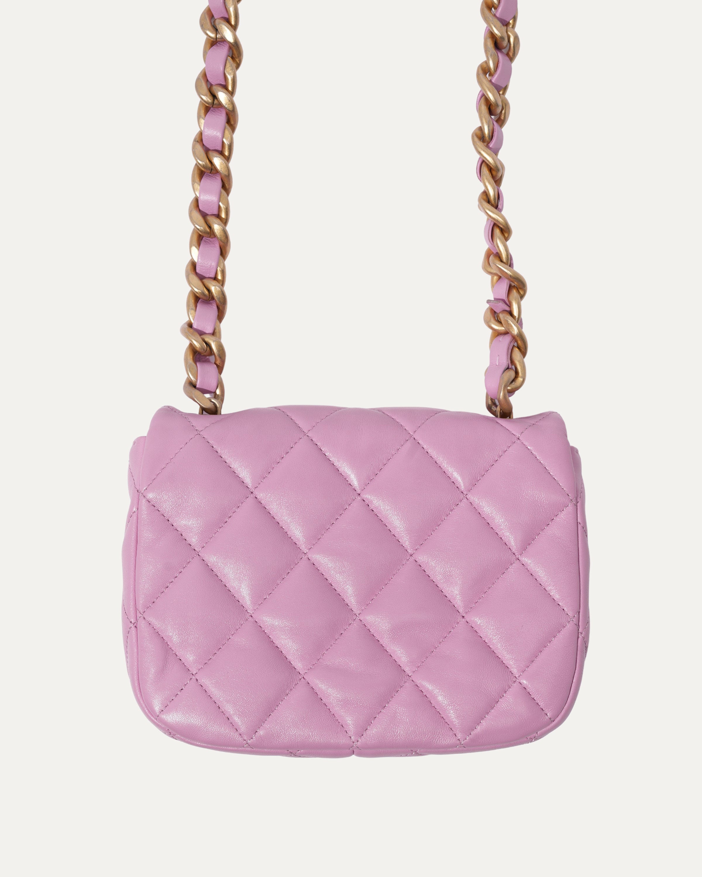 2022 Fashion Lacquered Candy Chain Mini Flap Bag for Women - Trendy Crossbody Purse for Parties, Dating & Night Out