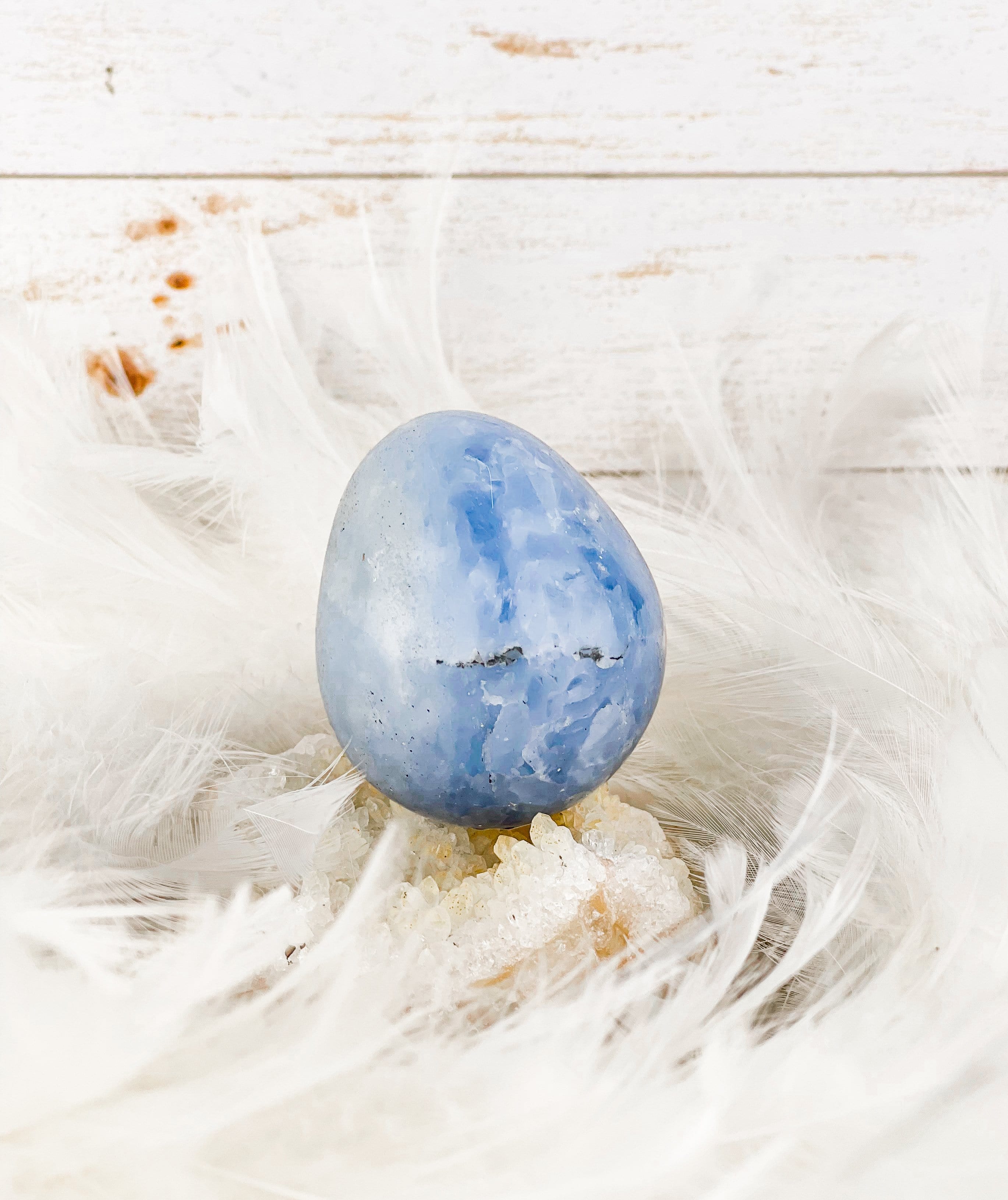 Natural Blue Calcite Eggs - Healing Crystals for Meditation, Reiki & Energy Work - Set of 3/5/7 Pieces - Perfect for Home Decor, Yoga Space & Spiritual Gifts