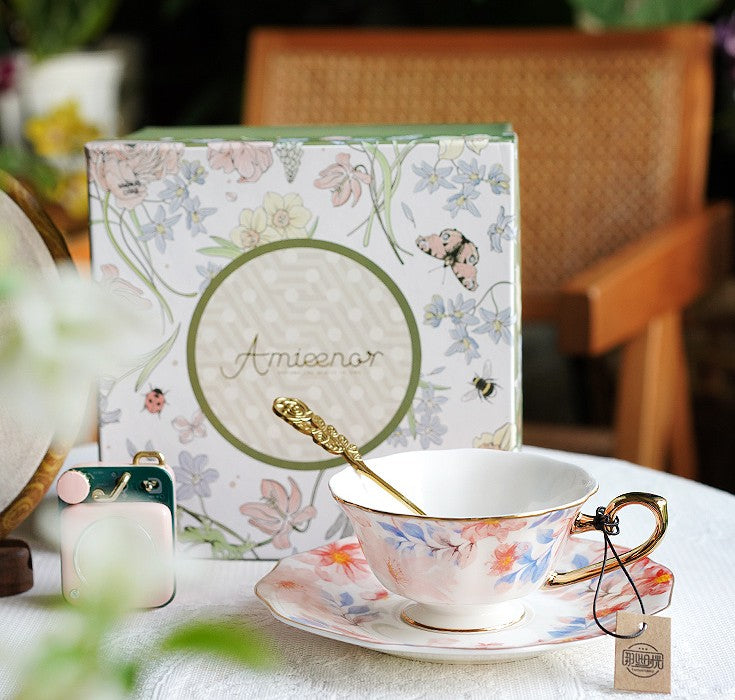 Premium Bone China Tea Cup and Saucer Set - British Royal Style Porcelain Tea Cups for Afternoon Tea, Elegant Coffee Cups in Gift Box - Perfect for Home Decor, Tea Parties & Wedding Gifts