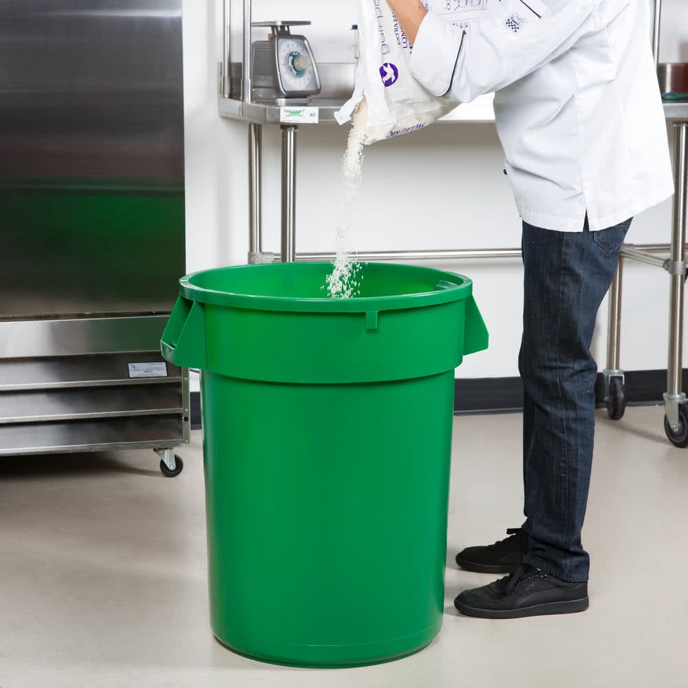 Huskee 32 Gallon Green Trash Can with Lid - Heavy Duty Outdoor Garbage Bin for Kitchen, Yard, Garage, and Commercial Use - Durable Waste Container for Home and Office