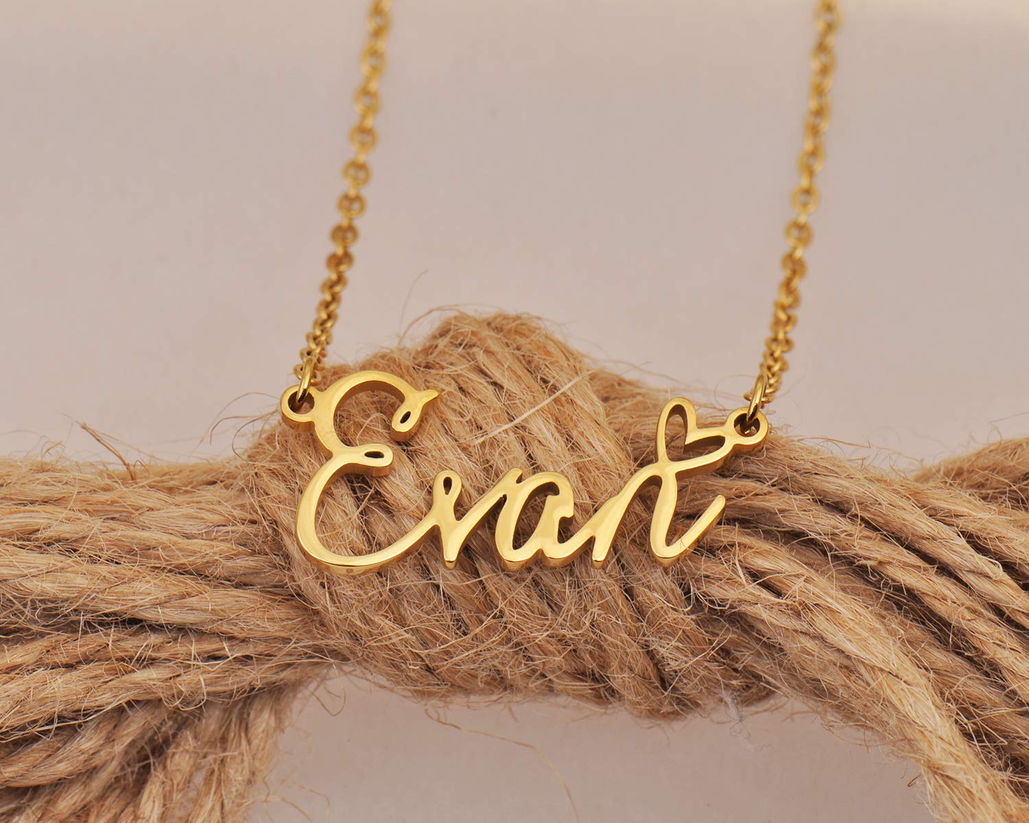 Personalized Rose Gold Name Necklace - Custom Name Plate Necklace with Elegant Engraving for Women, Gift for Her, Birthday, Anniversary, Valentine's Day | Perfect for Everyday Wear, Date Nights & Special Occasions