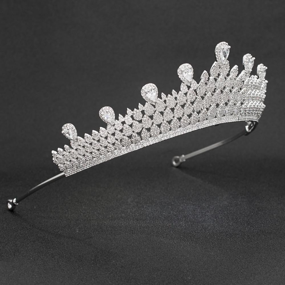 Royal Wedding Tiara Crown - Cubic Zirconia Bridal Diadem for Princess Bride & Prom - Elegant CH10058 for Weddings, Pageants & Special Occasions
