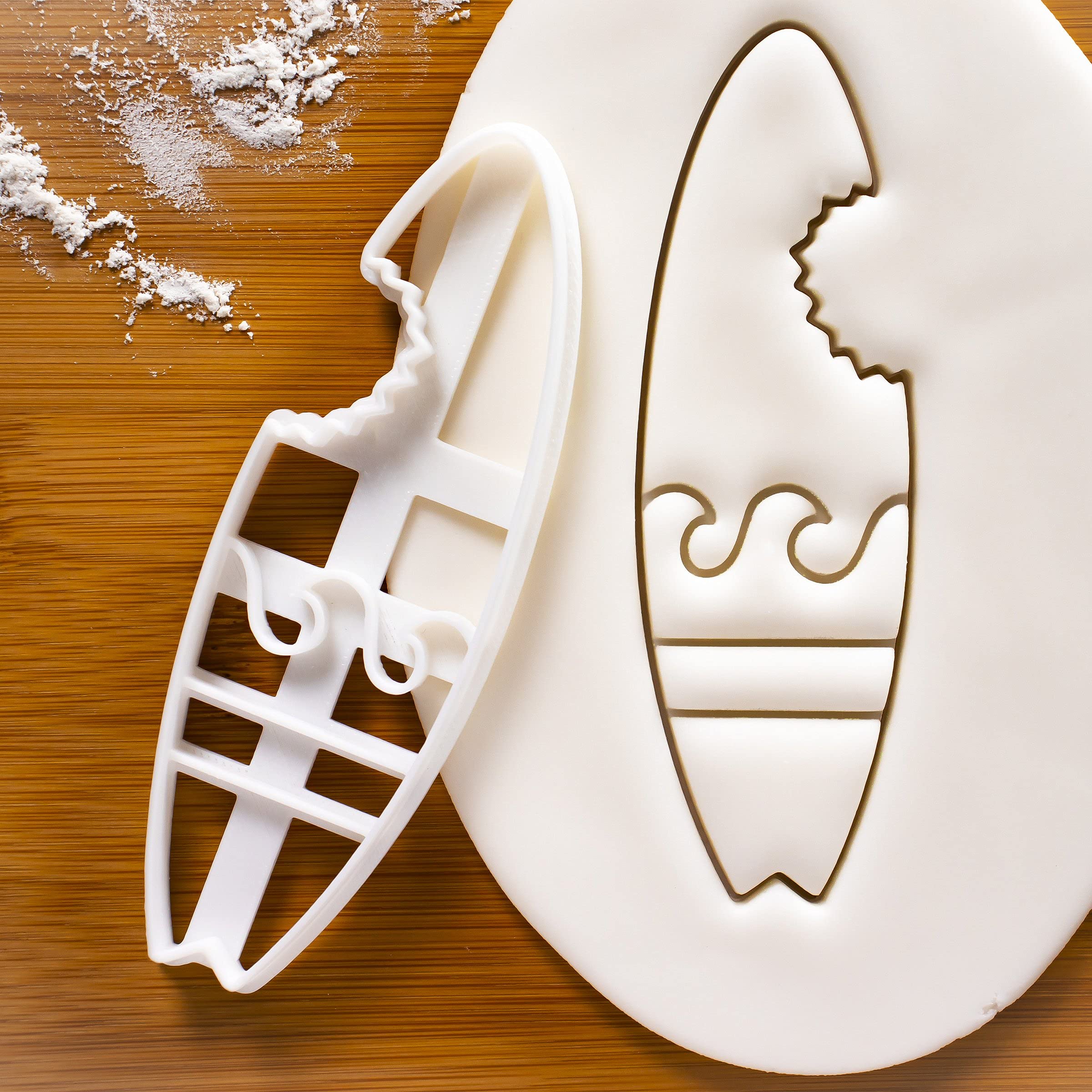 Bitten Surfboard Cookie Cutter - 1 Piece Stainless Steel Baking Tool for Surf-Themed Cookies | Perfect for Beach Parties, Surfing Events & Summer Baking