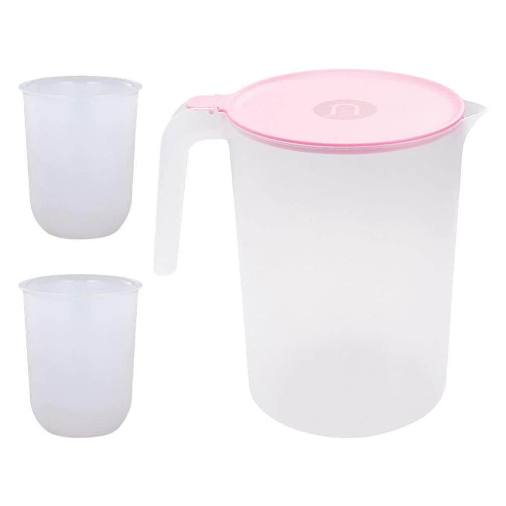 68oz BPA-Free Clear Plastic Water Pitcher with Lid & 2 Cups - 2000ml Pitcher for Water, Tea, Juice, Lemonade & Iced Tea - Ideal for Kitchen, Dining Table, Parties, BBQs, Picnics, Pool Parties, Camping & Office Use - Perfect for Serving Refreshing Drinks at Home, Outdoor Gatherings & Entertaining Guests