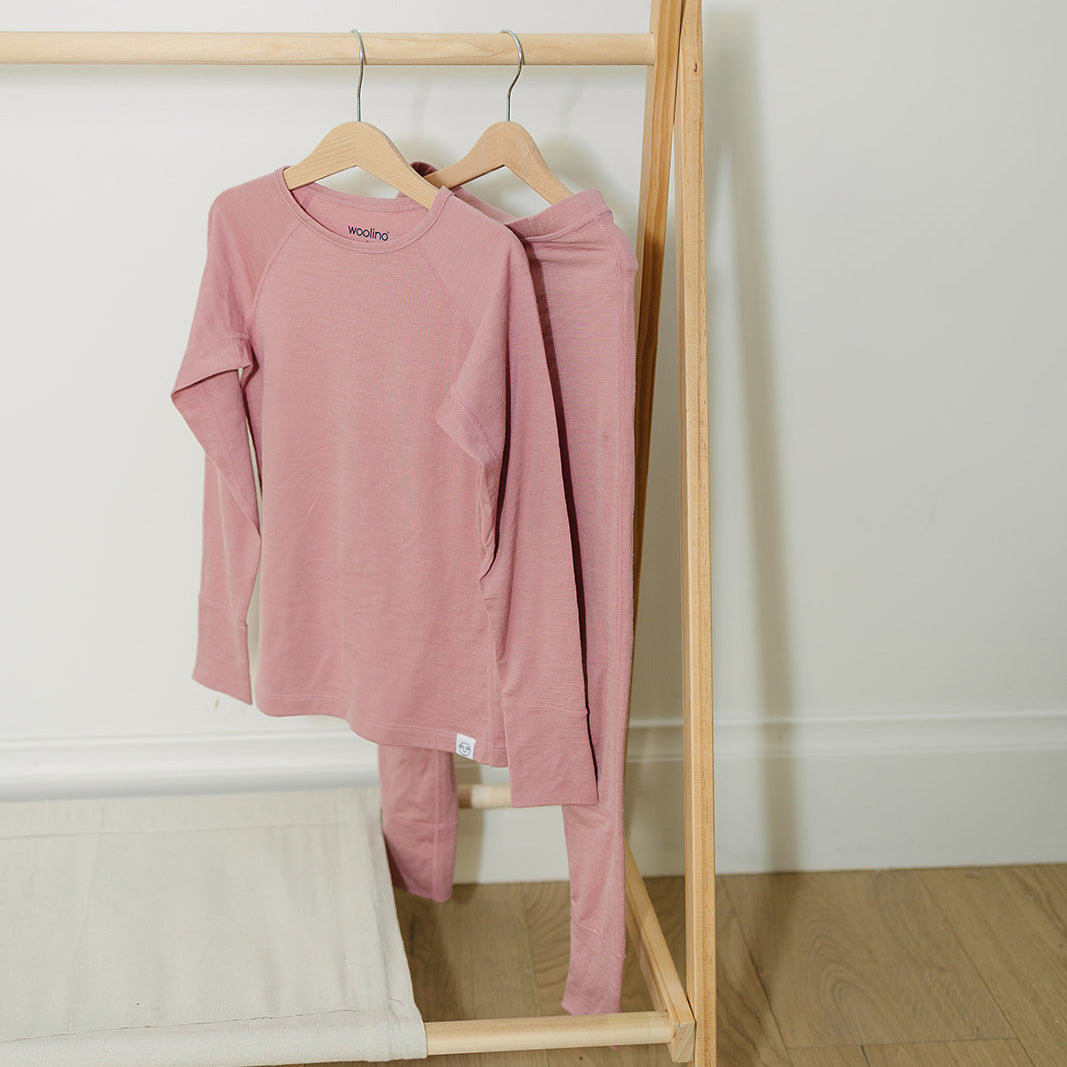 Kids Merino Wool Base Layer - Long Sleeve Thermal Top for Boys & Girls in Blush Pink | Warm Winter Underwear for Skiing, Snowboarding & Outdoor Activities