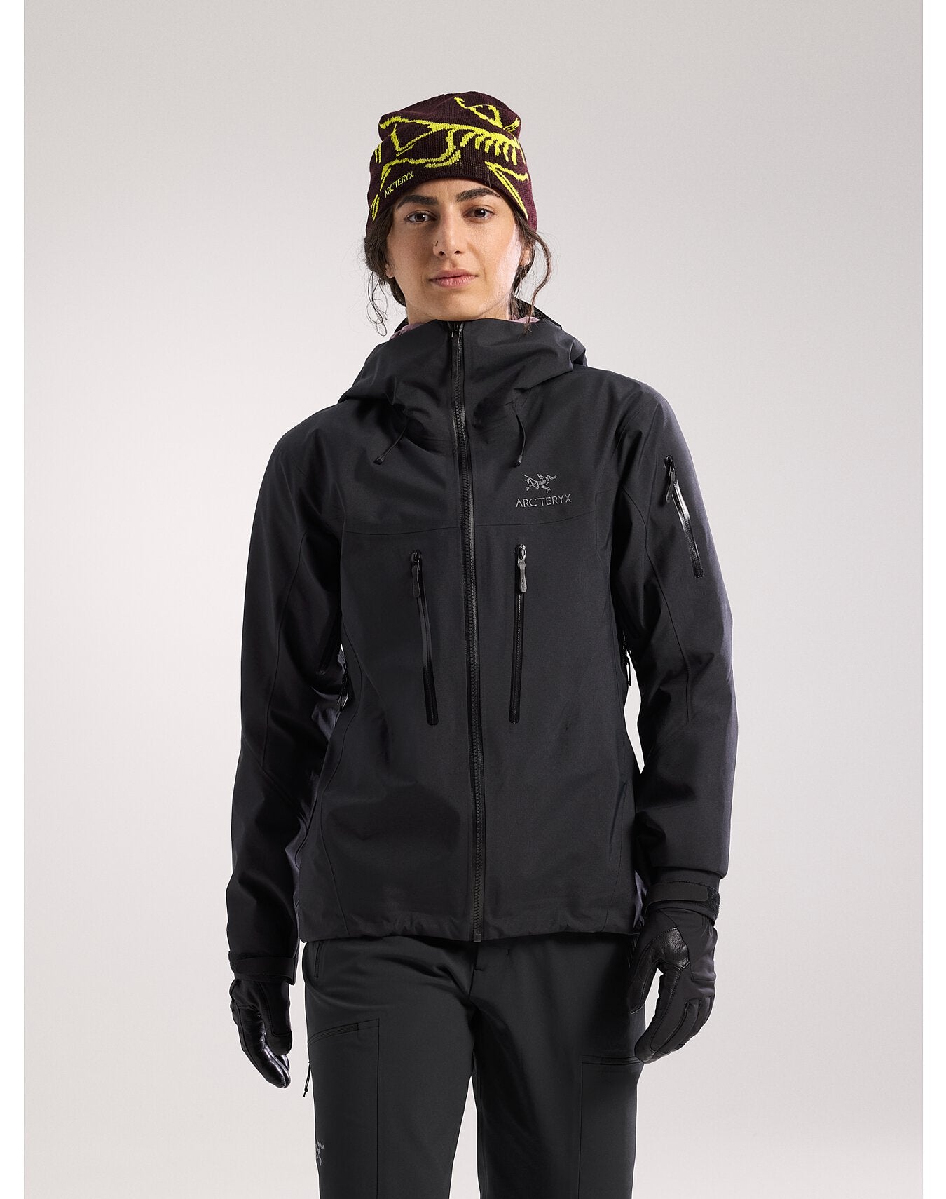 Women's Alpha SV Jacket - Waterproof & Windproof Outdoor Shell for Hiking, Skiing & Mountaineering | Lightweight & Durable GORE-TEX Protection