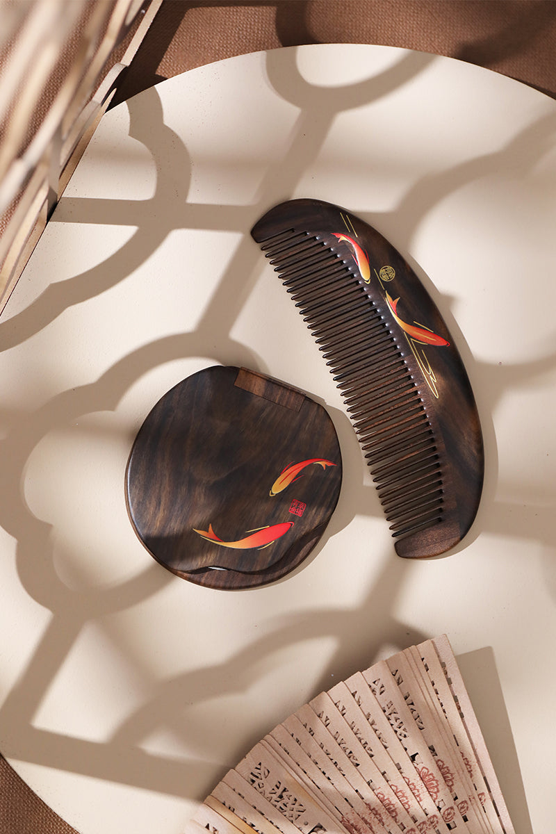Elegant Mirror & Wooden Comb Set with Koi Fish Design - Perfect for Home Decor, Wedding Gifts & Japanese Style Vanity Accessories