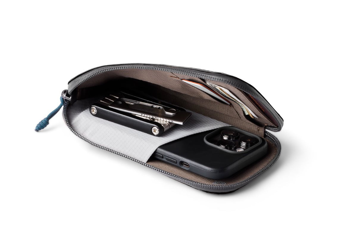Bellroy Venture Phone Pocket Plus - Premium Slim Wallet with RFID Protection for iPhone & Android Phones - Perfect for Travel, Work & Everyday Carry