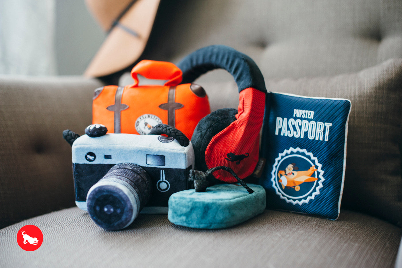 El Pasaporte Dog Plush Toy - Globetrotter Travel Companion for Dogs | Soft & Durable Chew Toy | Perfect for Travel, Playtime & Cuddling | Pet P.L.A.Y.