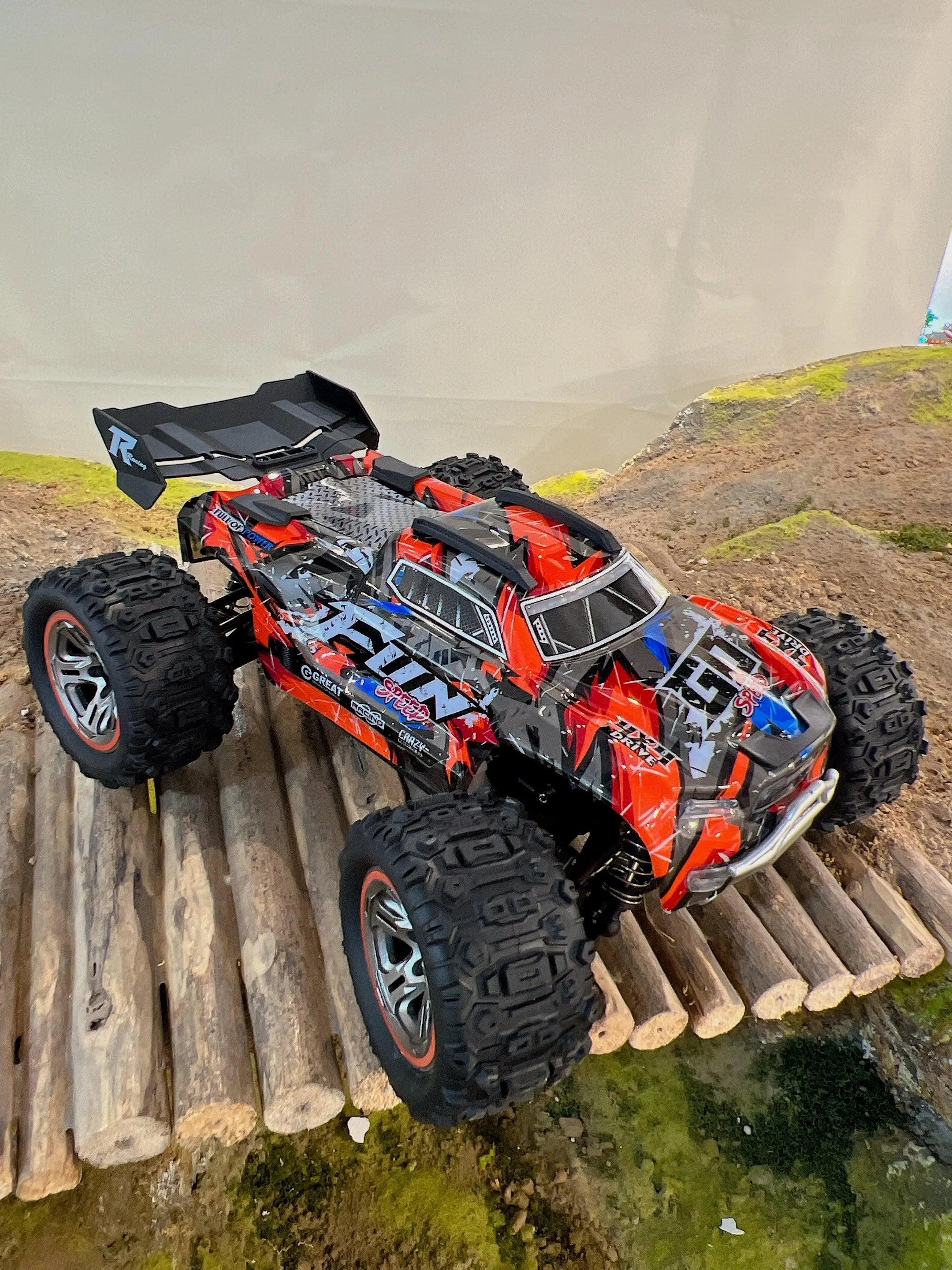 WLTOYS 184008 1/18 Scale 60KM/H High Speed Brushless 4WD RC Truck with 2.4G Remote Control - Off-Road Racing, Backyard Bashing & Stunt Performance for Adults and Kids
